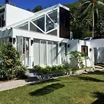 Emerald Sands - Beach Front 4 Bed Pool Villa